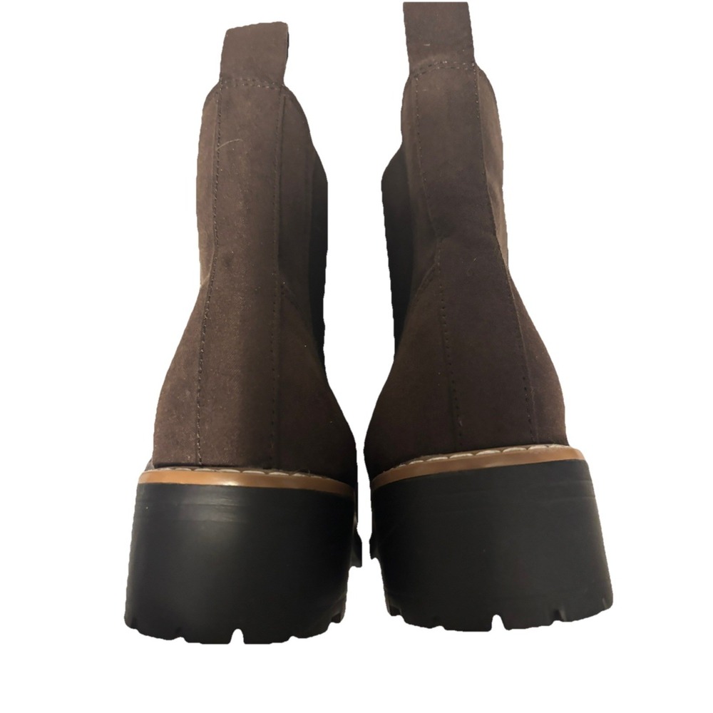 NEW Kensie Kayla Women's Chelsea Faux Brown Suede Boots Size 8 - Picture 2 of 8